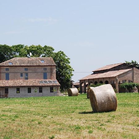 Tenuta Rivalazzo Guest House Noceto Exterior photo
